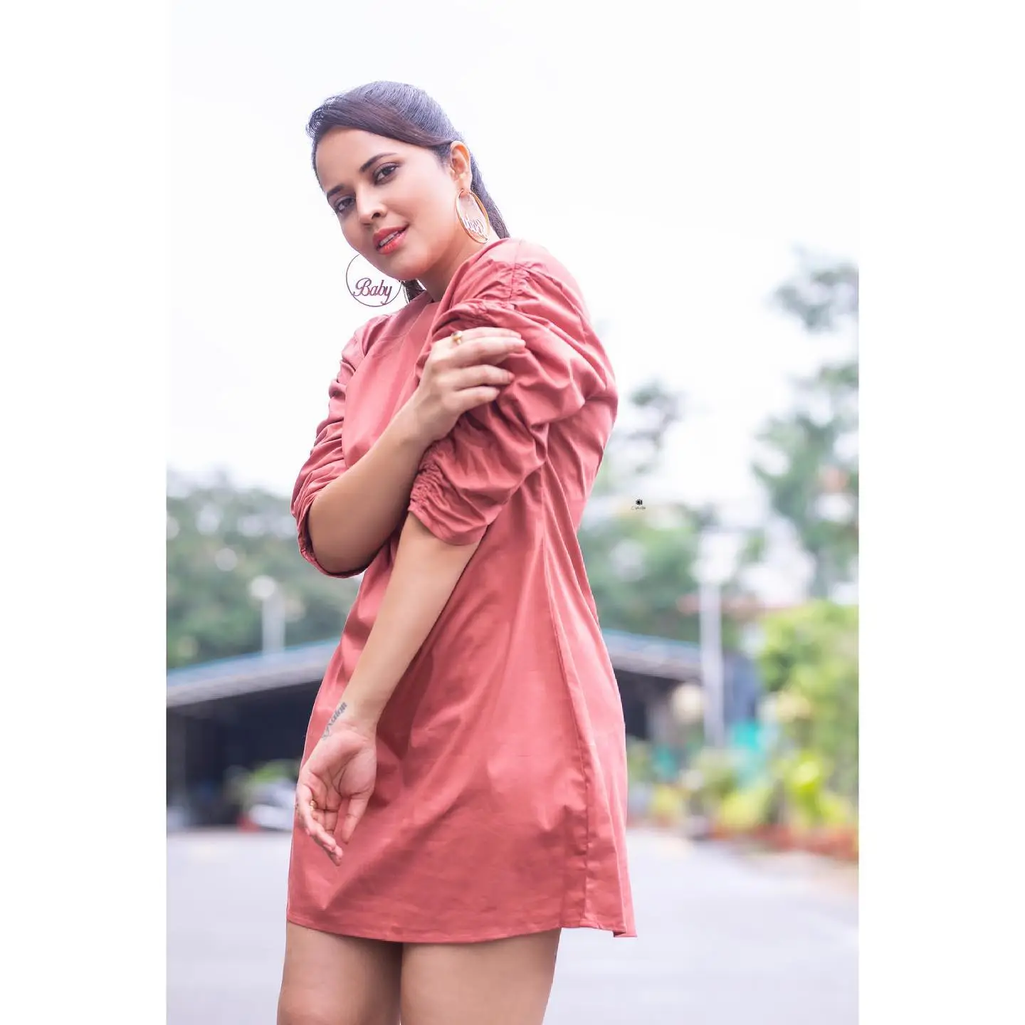 Anasuya Bharadwaj Long Legs Show in Maroon Mini Top